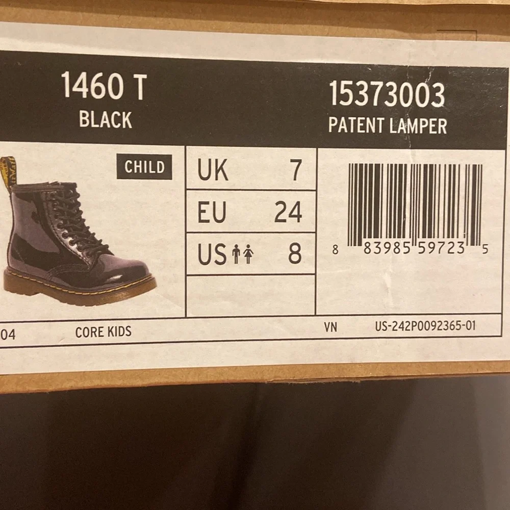 Dr. Martens Kids Black Patent Leather Lace-Up Boots